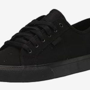 NEW DC Mens Manual Low Top Vegan Friendly Casual Skate Shoe Sz 9 black